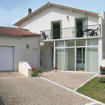 Amazing Apartment In Vaux Sur Mer With Wifi Eksteriør bilde